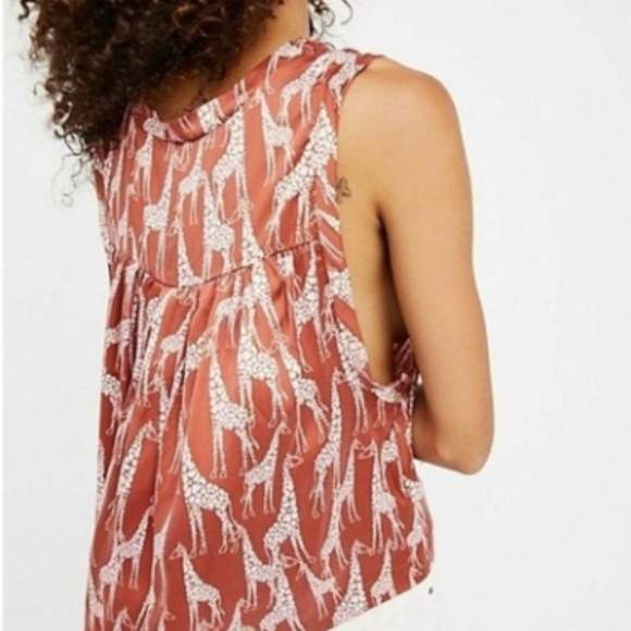 Free People top - Picture 2 of 8